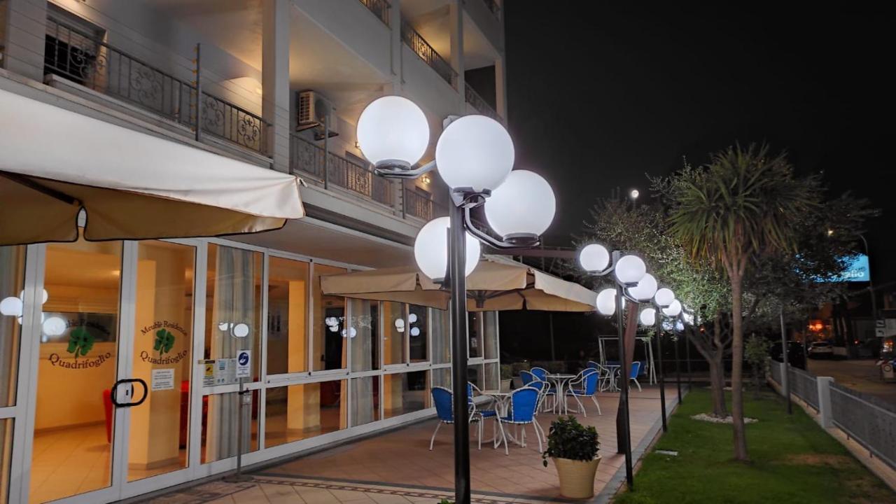 Residence Quadrifoglio Cervia Exterior foto